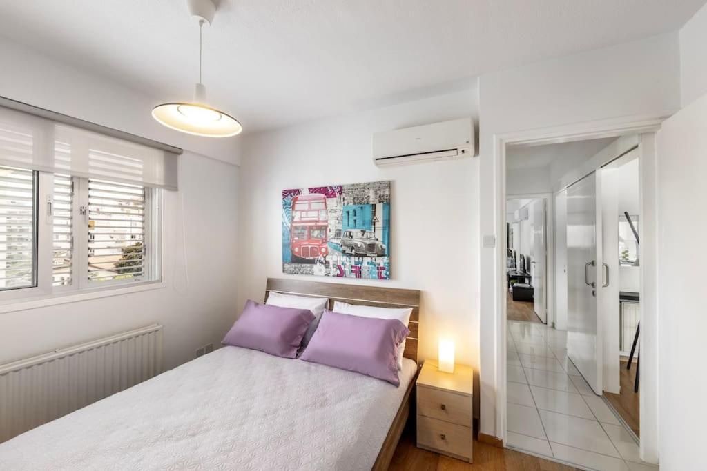 Luxurious Bright & Stylish 2Br With Office In Nicosia Apartamento Exterior foto