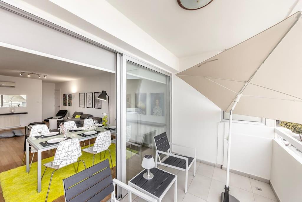 Luxurious Bright & Stylish 2Br With Office In Nicosia Apartamento Exterior foto